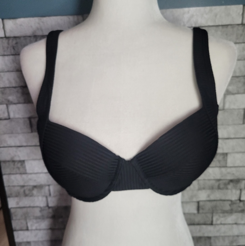 Pink Victoria's Secret Push Up Bikini Bra Top Size Large‎ Padded Underwire